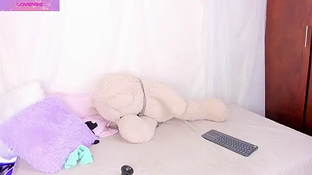 thalia_cutewc's cam snapshot