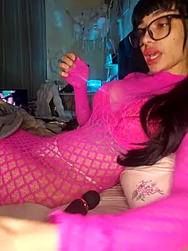 LucyMiax's cam snapshot