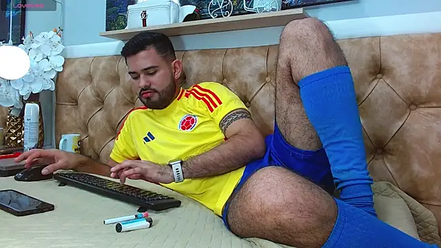 Axel_Castillo21's cam snapshot