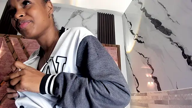 kandy_bronw's cam snapshot