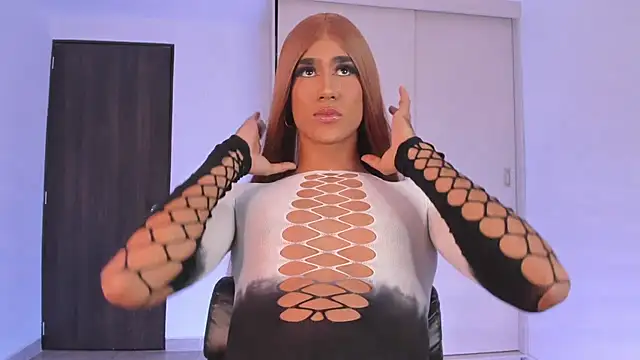 adhara_walton live sex cam