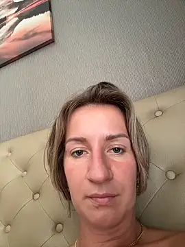 EvvaMur live sex cam