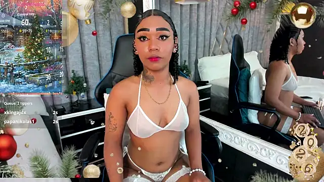 SkylerBloomm's cam snapshot