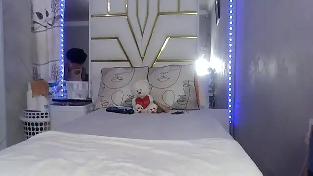 SexyyNana's cam snapshot