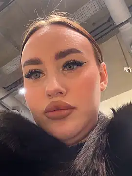 KiraSunshine's cam snapshot