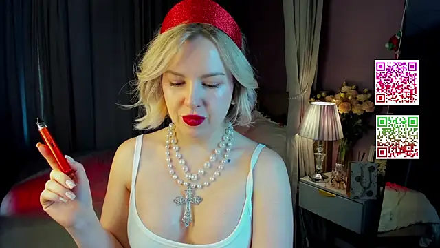 Nikki_Kai's cam snapshot