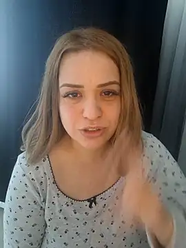 TrueMyLife live sex cam