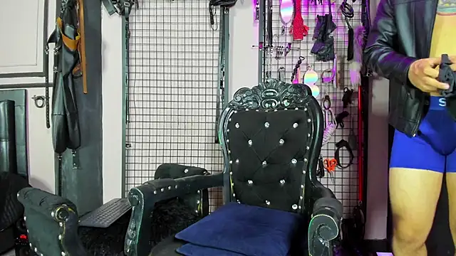 Twisted_Fantasy live sex cam