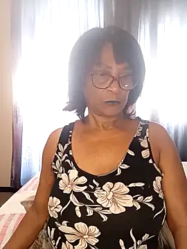 Hotgrannyx live sex cam