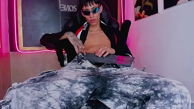 Daniel_Deluc77's cam snapshot