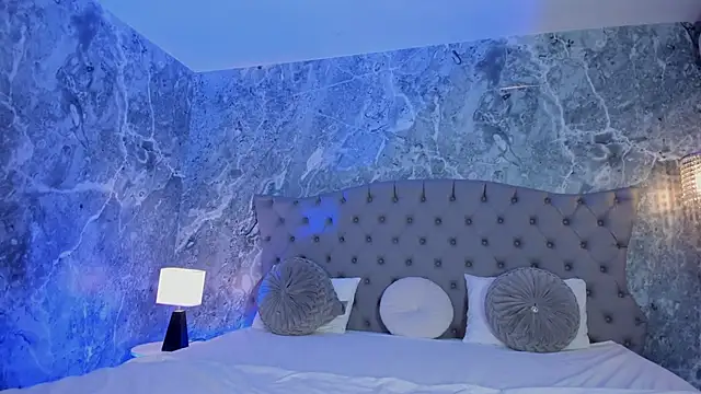 Aprillbrunette live sex cam