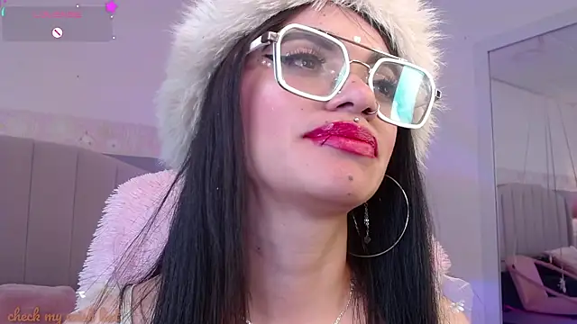 Emerald_gh's cam snapshot