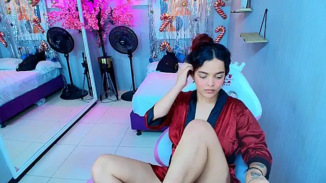 Maggy_t18's cam snapshot