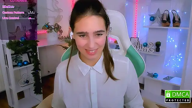 _Eliizabeth_'s cam snapshot