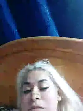 badgirlxxxxxx's cam snapshot