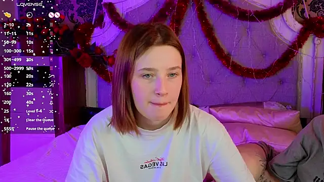 Girls_Fingers's cam snapshot