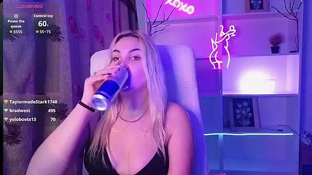 adrelaxina's cam snapshot