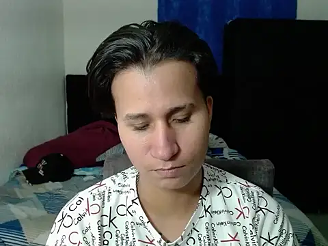 Im_Milan_Rs's cam snapshot