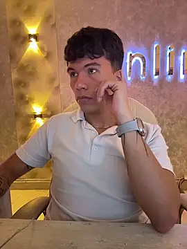 Logan_smith1 live sex cam