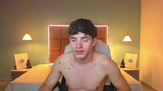AlejooTwink live sex cam