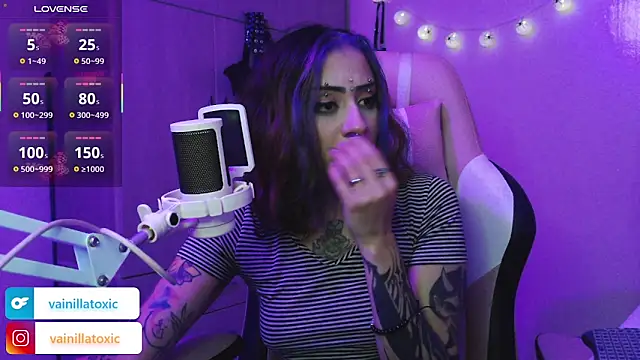 vainilla_doll's cam snapshot