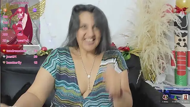 merlyna_goldens's cam snapshot