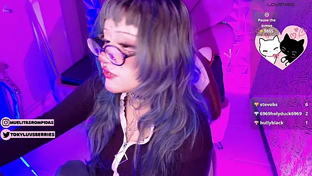 toky_doll's cam snapshot