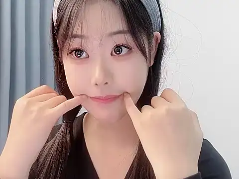 smalldaisy live sex cam