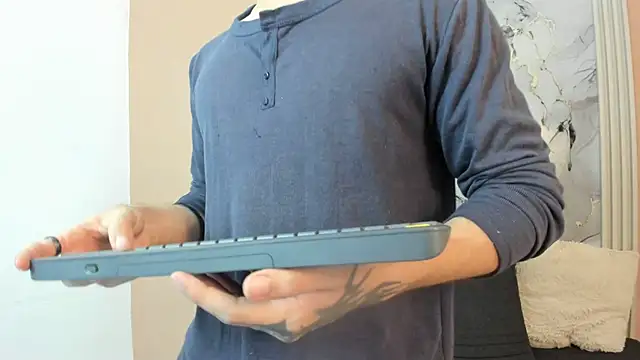 eren_jeager live sex cam