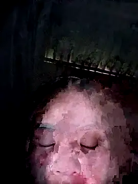 Pretty-haert's cam snapshot