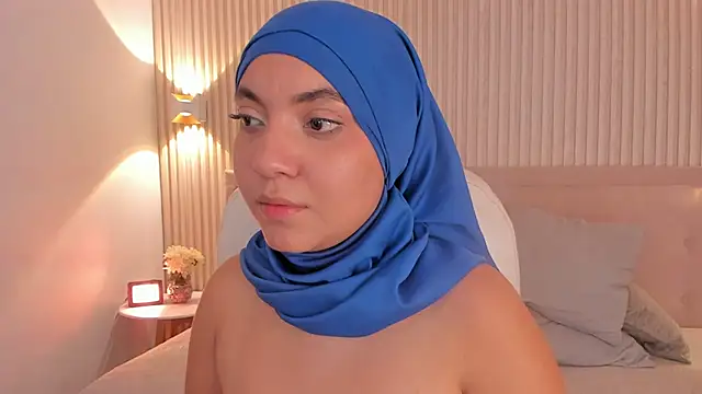 Sooffii_1's cam snapshot