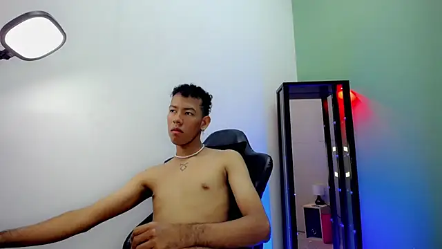 Tupac_D's cam snapshot