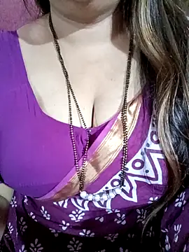 Beautyy38's cam snapshot