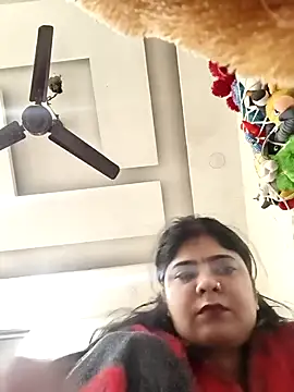 Husnpari20's cam snapshot