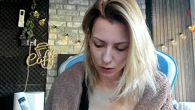 karo123421's cam snapshot