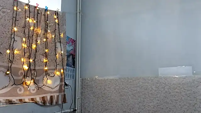 VuiCutie live sex cam