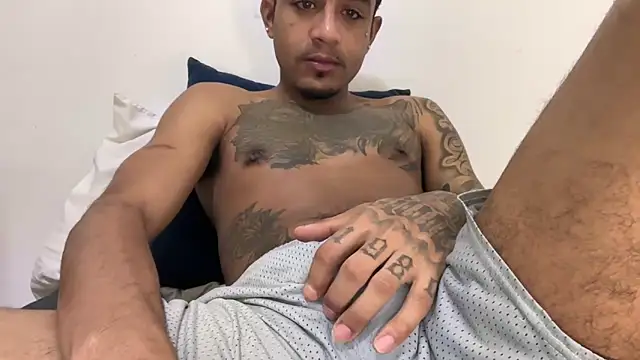 dominic_brandd23 live sex cam