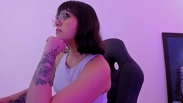 AnnaraLein's cam snapshot