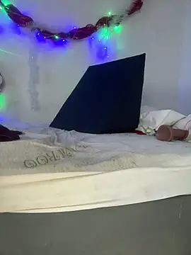 Violeta_Goddess live sex cam