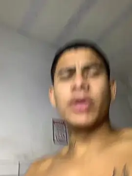 Novindot23cm live sex cam