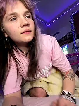 Cutiepiespanks live sex cam