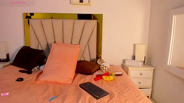 vahiolet_fuentes's cam snapshot