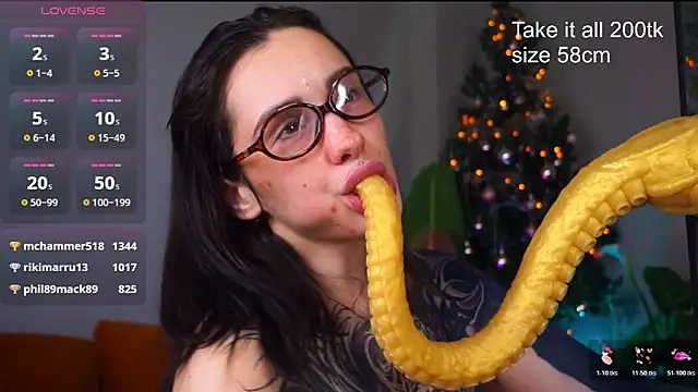 EvaCanton's cam snapshot