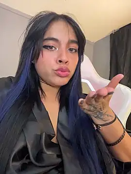 sophie_banks's cam snapshot