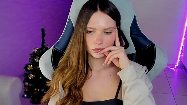 yourArya's cam snapshot