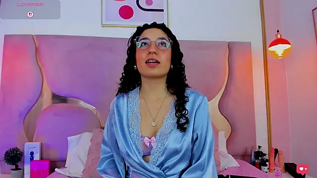 DemiJones_'s cam snapshot