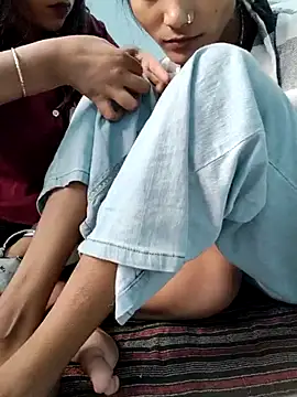 Lesbians_NO1 live sex cam