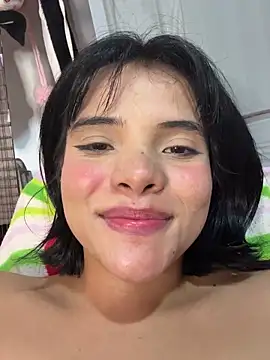 Ada_sienn live sex cam