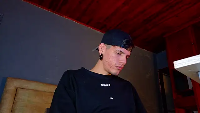 david_huge's cam snapshot