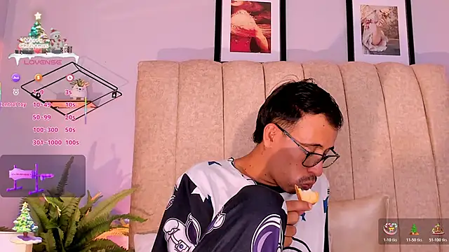 mr_aronnn's cam snapshot